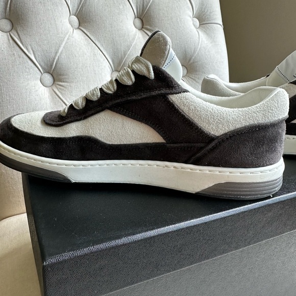 CHANEL 2023 BLACK AND WHITE SUEDE KIDSKIN SNEAKERS. SIZE 36.5. SOLD OUT - Picture 9 of 9